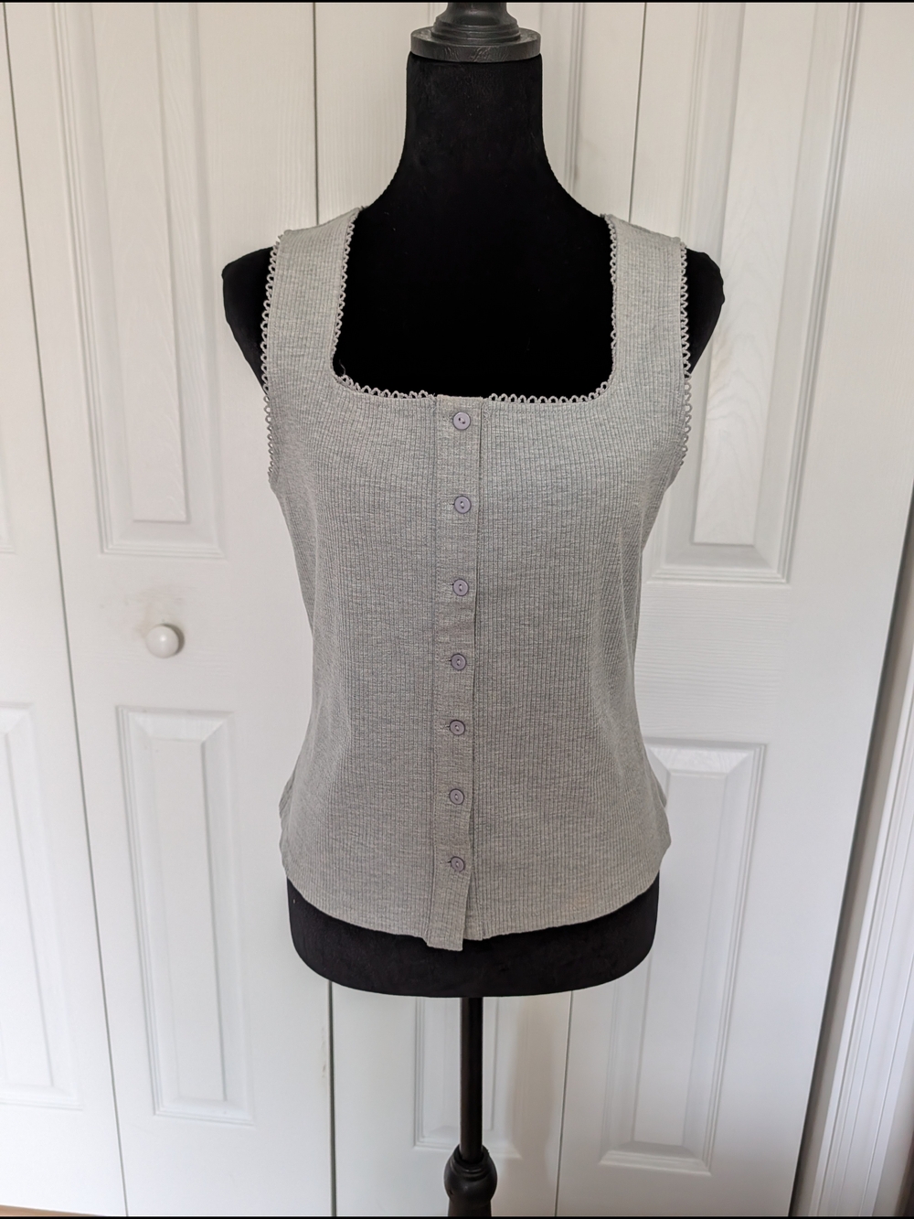 Arden B Gray Ribbed Button-Front Tank